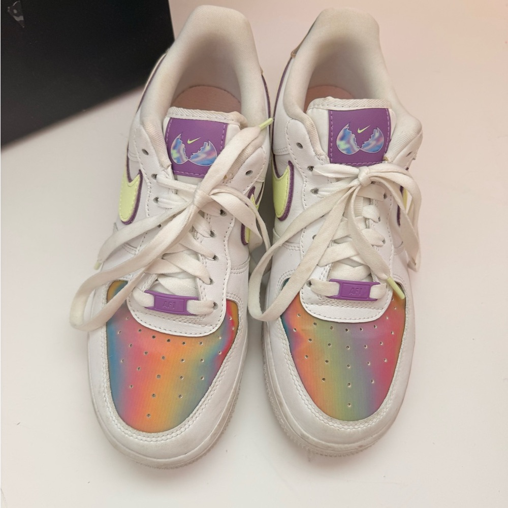 Nike Air Force 1 Low 'Easter 2020' CW0367-100 - Picture 3 of 5